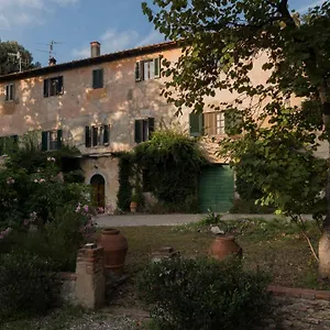 https://villa-di-campagna-santa-giulia.it-tuscanyhotel.com